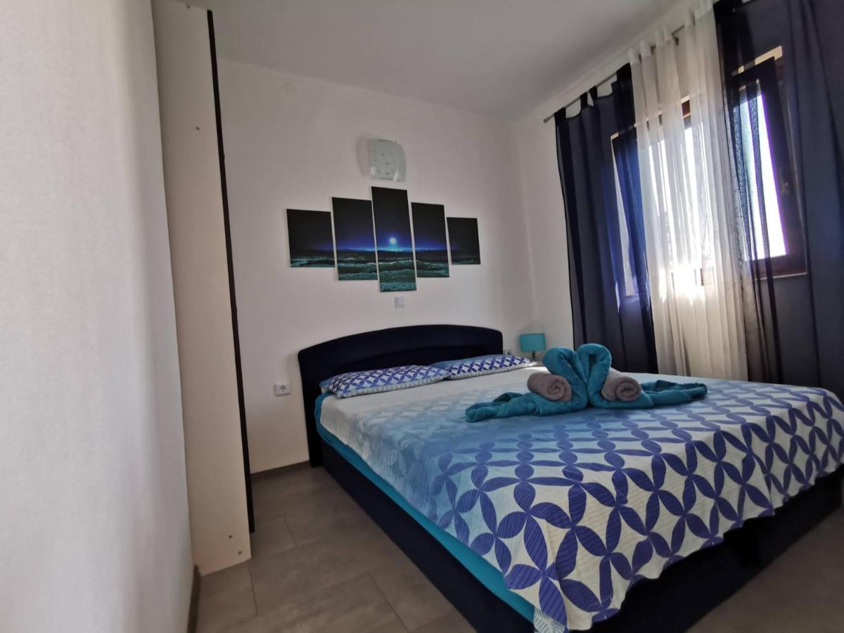 Apartmani Tajana ซูโกชัน ภายนอก รูปภาพ