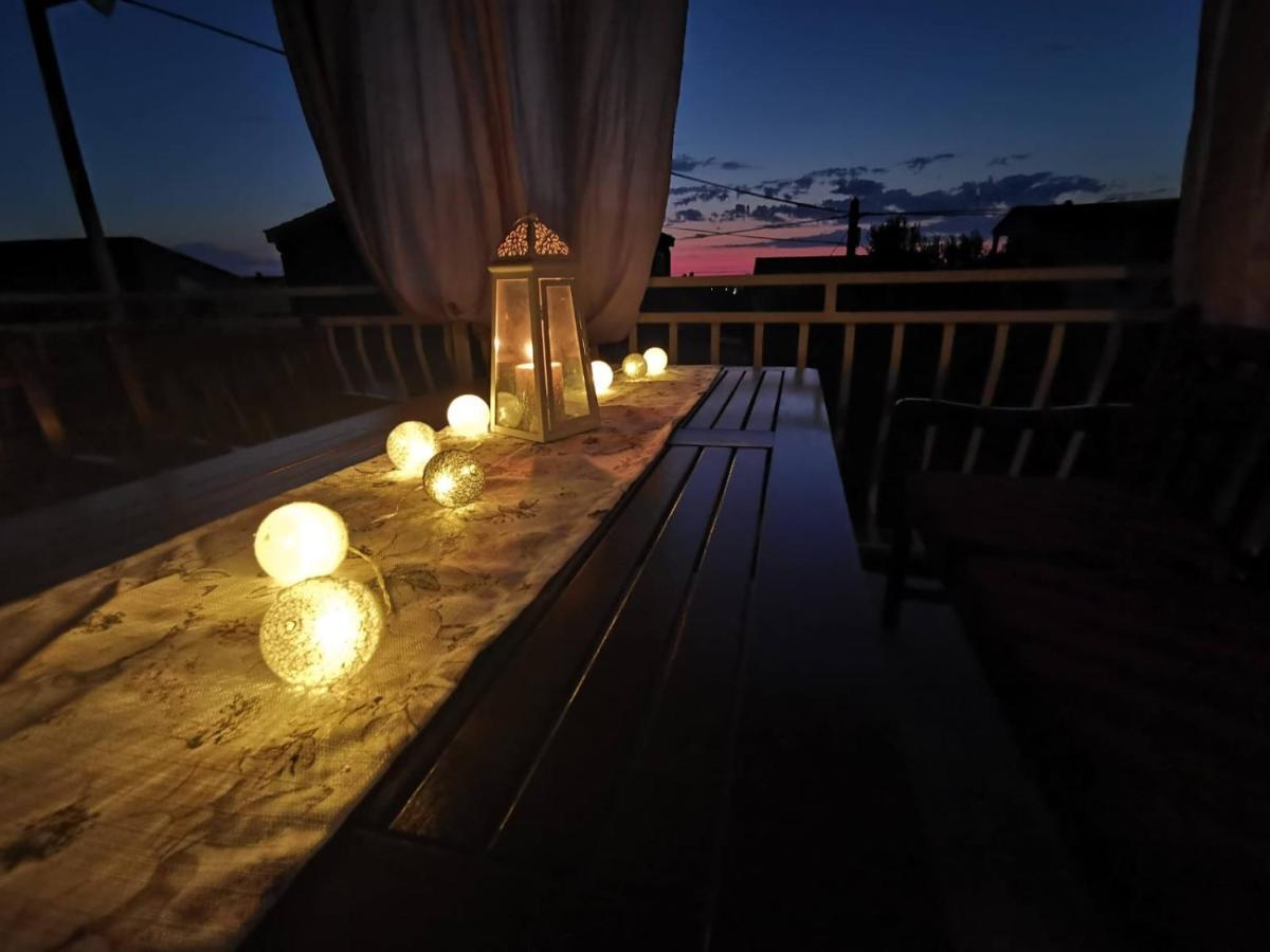 Apartmani Tajana ซูโกชัน ภายนอก รูปภาพ