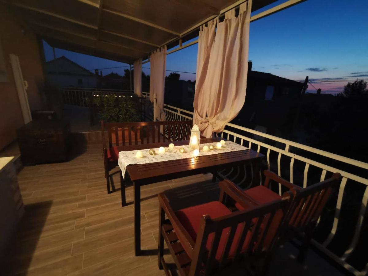 Apartmani Tajana ซูโกชัน ภายนอก รูปภาพ