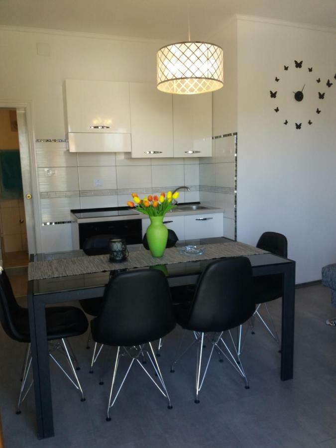 Apartmani Tajana ซูโกชัน ภายนอก รูปภาพ